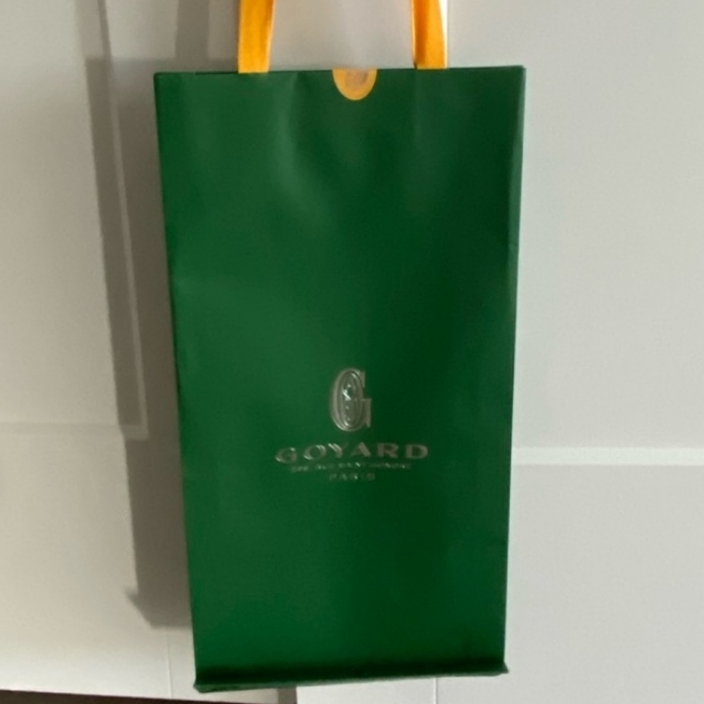 Goyard shopping bag